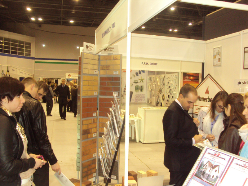 Фото с совместной выставки с участием  ООО "Эксперт-Старая Уфа",  ООО "БрикХаус" и Управляющей компанией ДНТ "Ново-Архангельское".Иглино