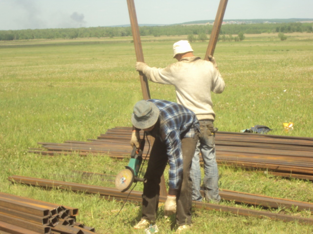 Инфраструктура поселка. Охрана. Установка забора.