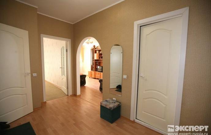 продается 1 комнатная квартира в микрорайоне "Парковый" в Уфе, хороший ремонт